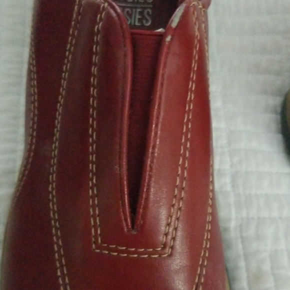 NEW Mootsies Tootsies Slip Ons - Picture 5 of 6